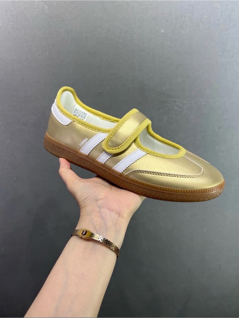 Adidas NEW IN BOX Gold Metallic SAMBA Jane Sneakers